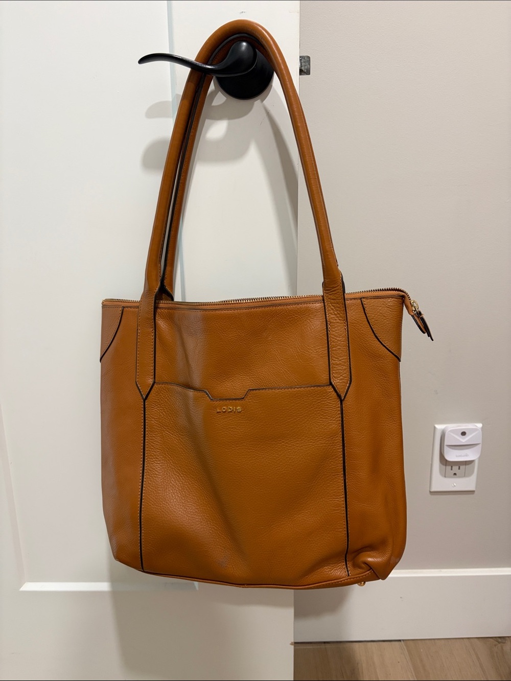 Lodis Tan Leather Tote Bag - Kiera